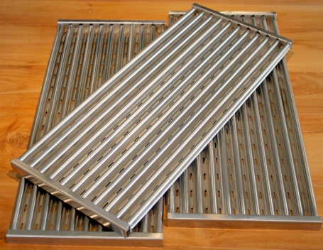 grill parts: 26-1/4" Wide, 3-Section Infrared Slotted Stamped Stainless Cooking Grate Set