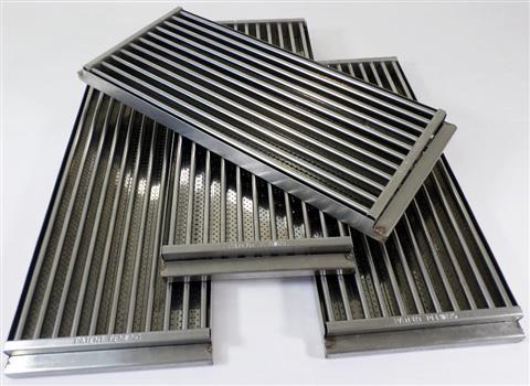 grill parts: 18-3/8" X 30-1/2" Four Section Infrared Cooking Grate Set (Pre-2015 Models)